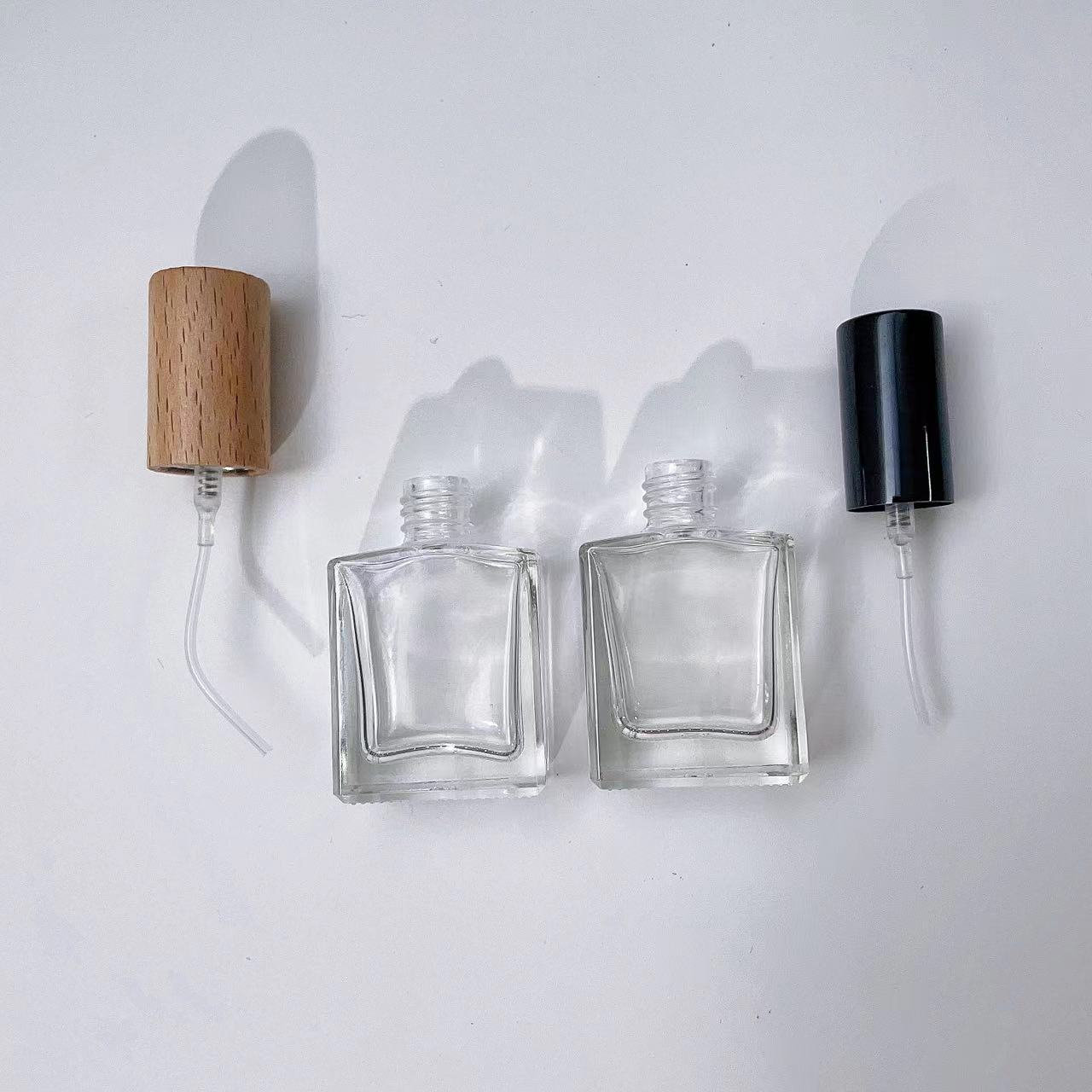 Прозрачная Толстая стеклянная  – обзор и цена Oud Perfume Spray